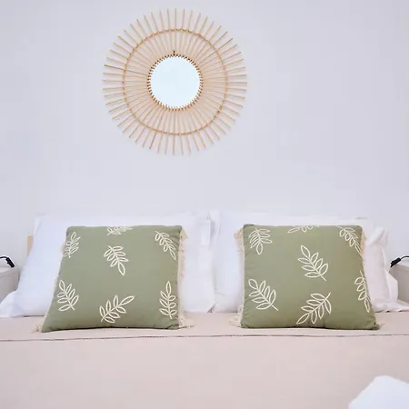 Ray Ciovo Von Litto Apartment *